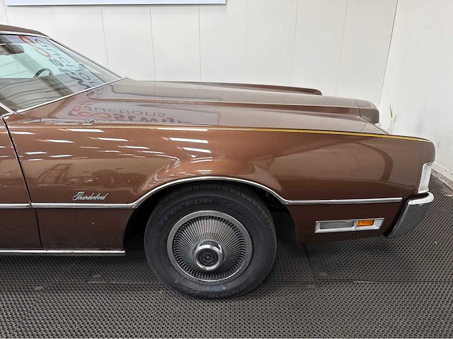 Ford usa - thunderbird - v8 hardtop - lpg - oldtimer - 1972 - afbeelding 22 van  30