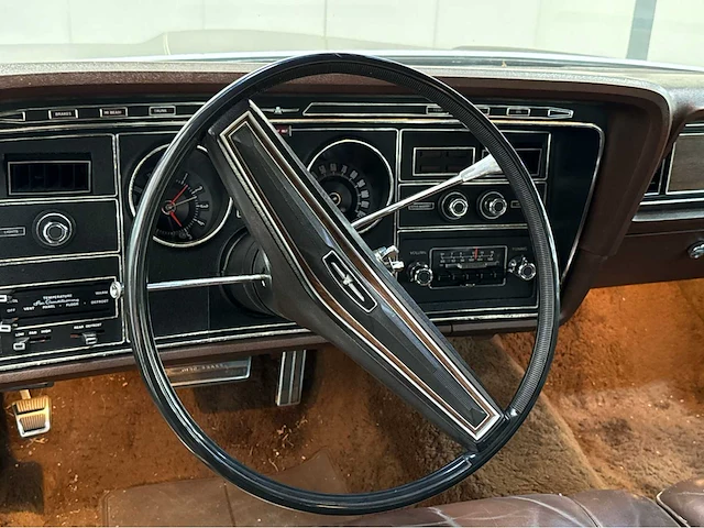 Ford usa - thunderbird - v8 hardtop - lpg - oldtimer - 1972 - afbeelding 14 van  40