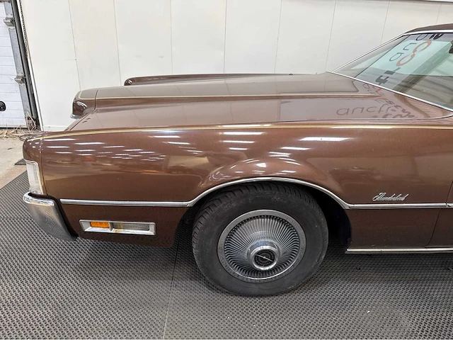 Ford usa - thunderbird - v8 hardtop - lpg - oldtimer - 1972 - afbeelding 27 van  40