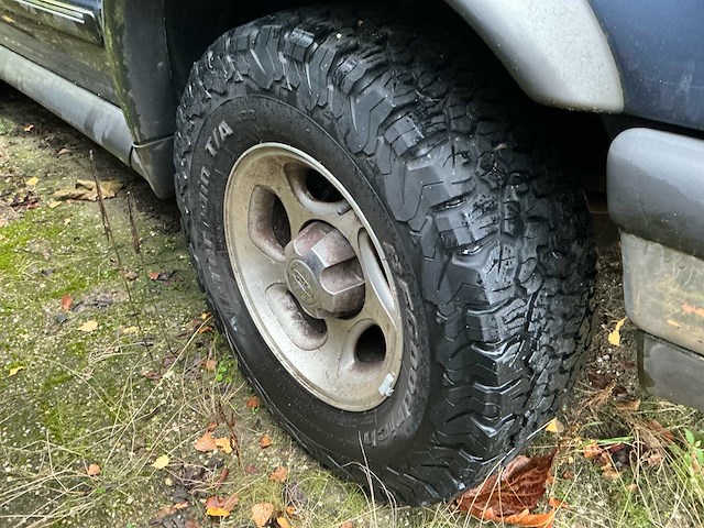 Ford usa explorer 4.0 v6 xlt 4x4 - afbeelding 11 van  17