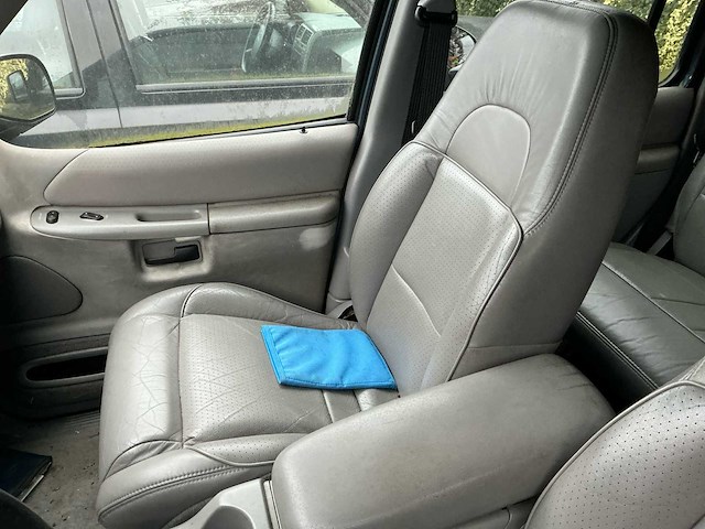 Ford usa explorer 4.0 v6 xlt 4x4 - afbeelding 14 van  17