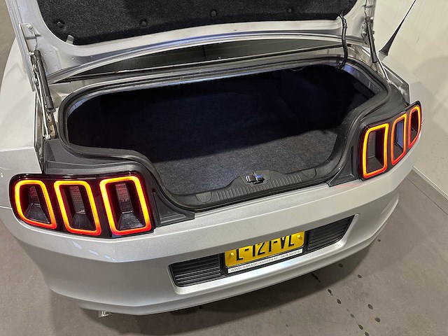 Ford usa mustang 3.7 v6 l-121-vl - afbeelding 11 van  19