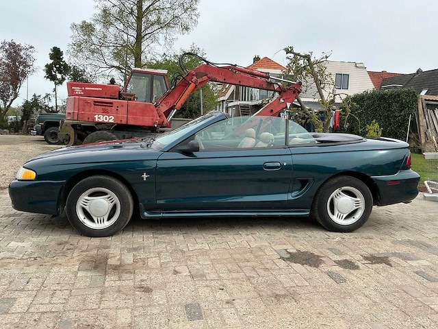 Ford usa mustang 3.8 v6 convertible oldtimer - afbeelding 30 van  34