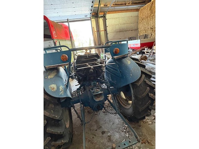 Fordson - dexta - tweewielaangedreven landbouwtractor - afbeelding 6 van  14
