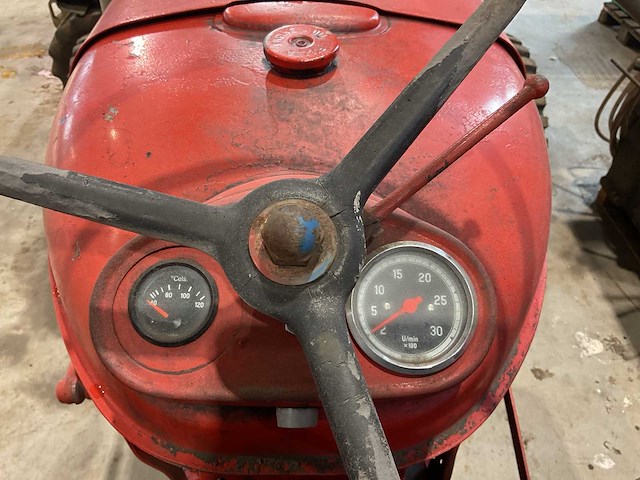 Fordson - major diesel - 2-wheel drive tractor - afbeelding 5 van  13