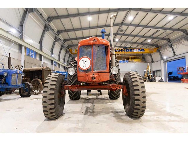 Fordson - major diesel - 2-wheel drive tractor - afbeelding 7 van  13