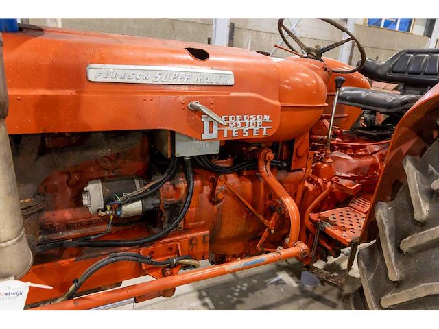 Fordson - major diesel - 2-wheel drive tractor - afbeelding 10 van  13