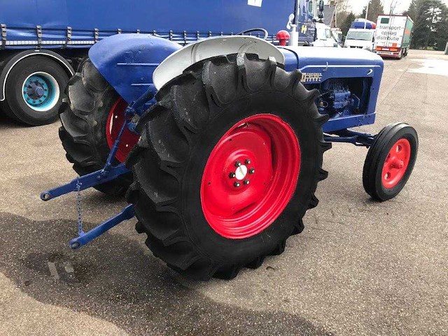 Fordson - major diesel - oldtimer tractor - afbeelding 6 van  6