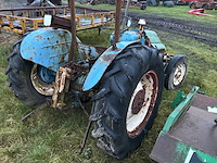 Fordson dexta oldtimer tractor - afbeelding 6 van  11