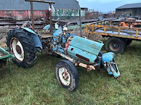 Fordson dexta oldtimer tractor - afbeelding 7 van  11