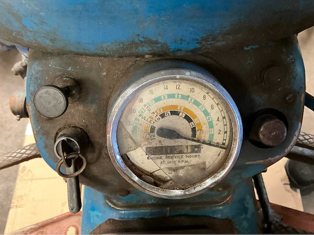 Fordson dexta oldtimer tractor - afbeelding 6 van  17