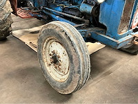 Fordson dexta oldtimer tractor - afbeelding 9 van  17
