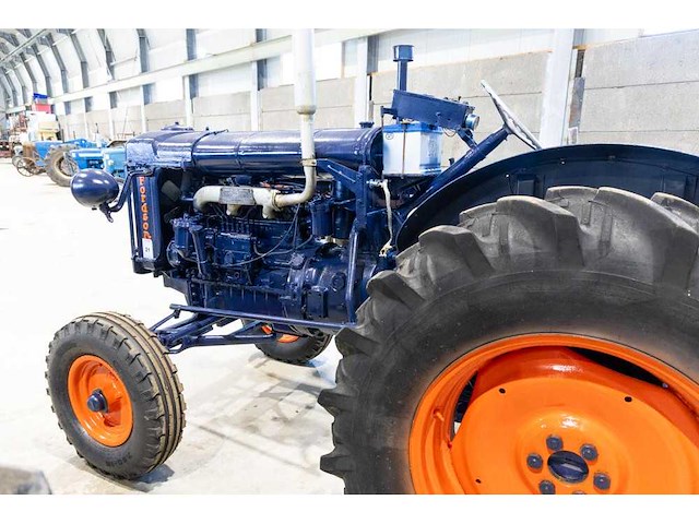 Fordson major oldtimer tractor - afbeelding 2 van  18