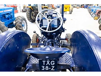 Fordson major oldtimer tractor - afbeelding 15 van  18