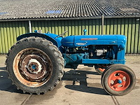 Fordson major oldtimer tractor - afbeelding 8 van  12