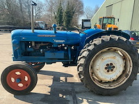 Fordson major oldtimer tractor - afbeelding 9 van  12