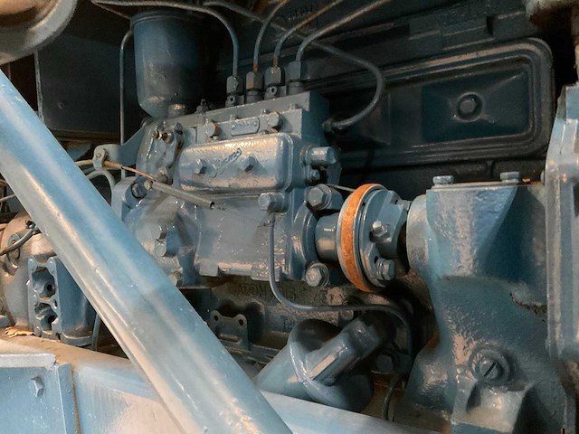 Fordson major super oldtimer tractor - afbeelding 6 van  18