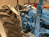 Fordson major super oldtimer tractor - afbeelding 7 van  18