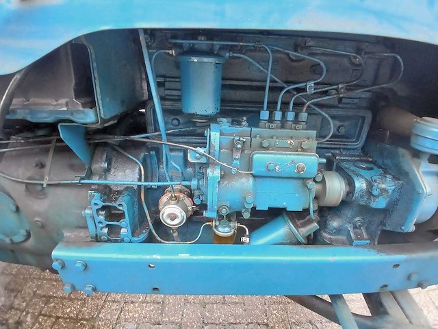 Fordson super major oldtimer tractor - afbeelding 4 van  12