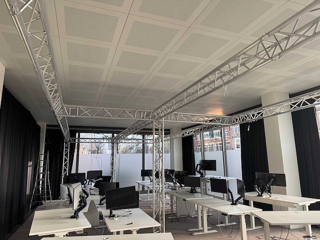 Forftex - aluminium trus - ruim 205 meter aan trusdelen - afbeelding 16 van  16