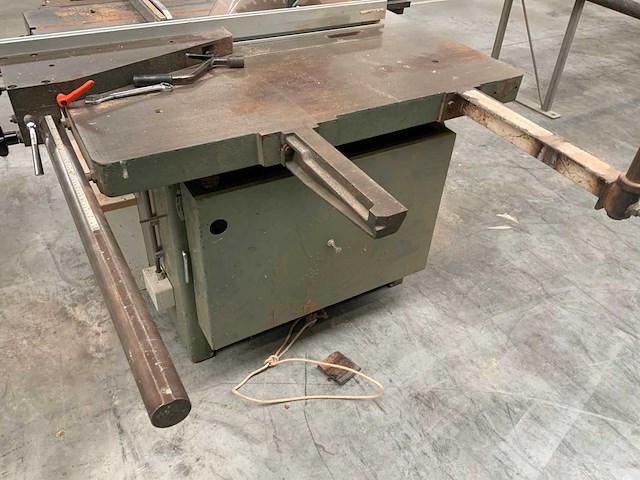 Formaatcirkelzaagmachine - afbeelding 2 van  3