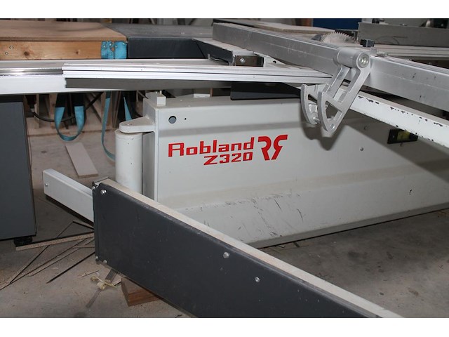 Formaatzaag robland z320 met dubbele afzuiger, digitale aflezing voor langsgeleider. bouwjaar 2002. let op!... - afbeelding 3 van  10