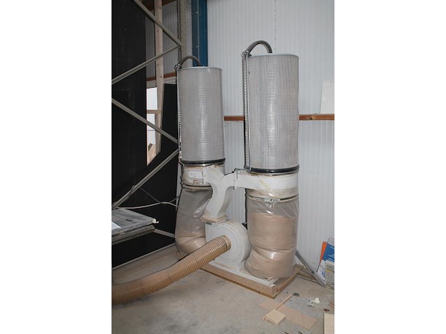 Formaatzaag robland z320 met dubbele afzuiger, digitale aflezing voor langsgeleider. bouwjaar 2002. let op!... - afbeelding 7 van  10