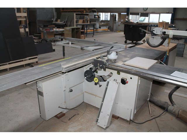Formaatzaag robland z320 met dubbele afzuiger, digitale aflezing voor langsgeleider. bouwjaar 2002. let op!... - afbeelding 8 van  10