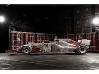 Formule 1-auto van gerecycled metaal - afbeelding 3 van  12