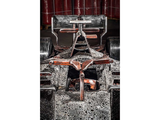 Formule 1-auto van gerecycled metaal - afbeelding 5 van  12