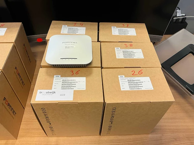 Fortinet - fortiap 231f - accesspoint (6x) - afbeelding 1 van  6