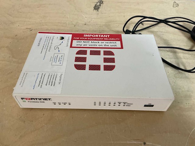 Fortinet fg-50e firewall - afbeelding 2 van  4