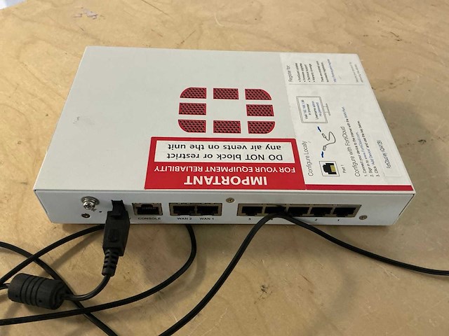 Fortinet fg-50e firewall - afbeelding 3 van  4