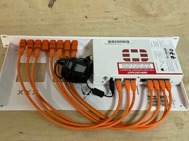 Fortinet fg-50e firewall - afbeelding 4 van  4