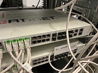 Fortinet fortigate 100f firewall - afbeelding 1 van  1