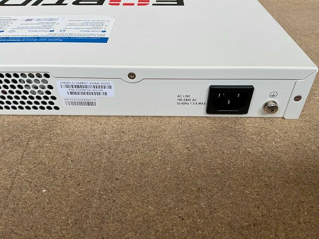 Fortinet fortigate 121g firewall - afbeelding 4 van  4