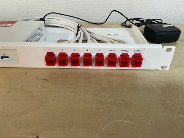 Fortinet fortigate fg-50e firewall (4x) - afbeelding 3 van  5