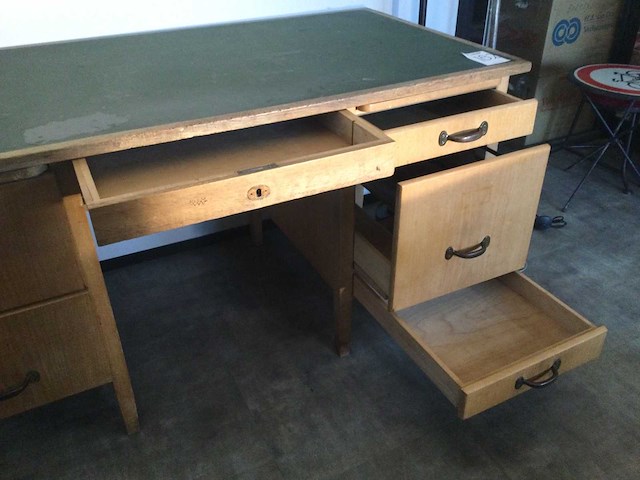 Fortschritt antiek duits bureau - afbeelding 3 van  7