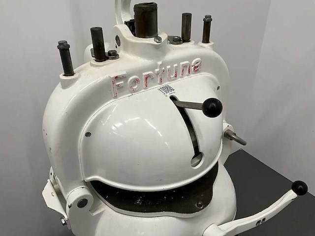 Fortuna - halfautomatische verdeel- en opbolmachine - afbeelding 6 van  7