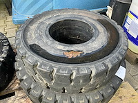 Forza volrubber heftruck bandenset - afbeelding 3 van  5