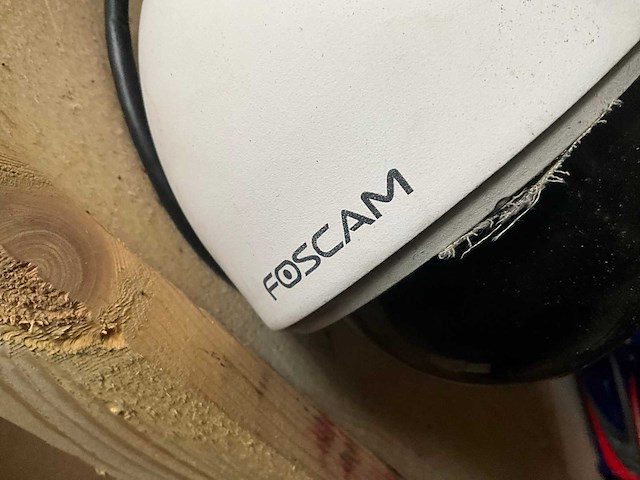 Foscam - fi9828p hd - wireless ptz dome ip-camera. - beveiligingscamera - afbeelding 3 van  4