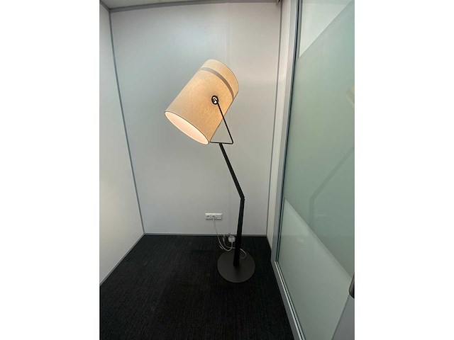 Foscarini fork terra - design vloerlamp - ivoor - dimbaar - afbeelding 6 van  11