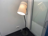 Foscarini fork terra - design vloerlamp - ivoor - dimbaar - afbeelding 9 van  11