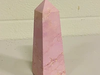 Fosfosideriet obelisk (4-zijdig)