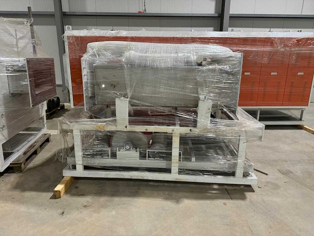 Foshan huichengsheng - 2023 - hcs 12-720-300 - warmtebehandeling van metaal - afbeelding 13 van  16