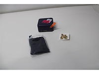 Fossil jf04532710 heritage crest goudkleurige roestvrijstalen oorknopjes - afbeelding 3 van  4