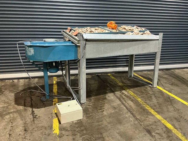 Fosta - 1999 - filterafzuiginstallatie - afbeelding 1 van  11