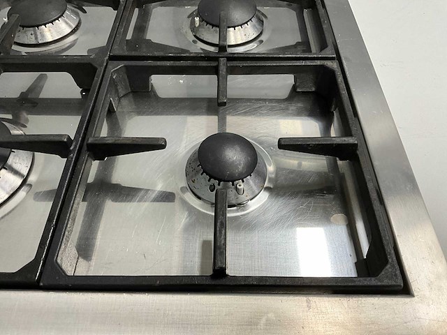 Foster n7261v 4-pits gas kookplaat - afbeelding 5 van  5