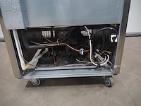 Foster - afbeelding 5 van  9