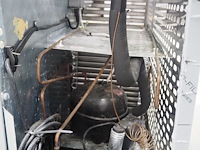 Foster - afbeelding 7 van  8